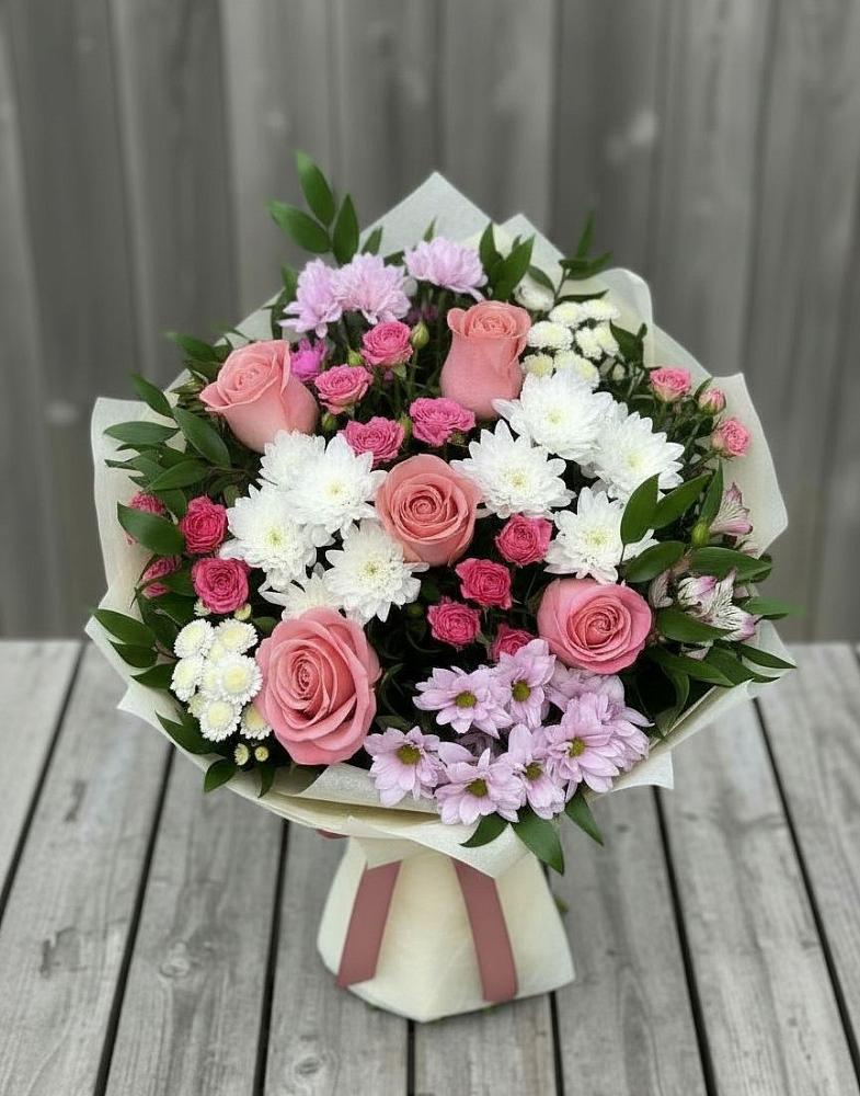 Букет цветов из: Альстромерии, Гвоздики, Розы и Хризантемы в Медногорский