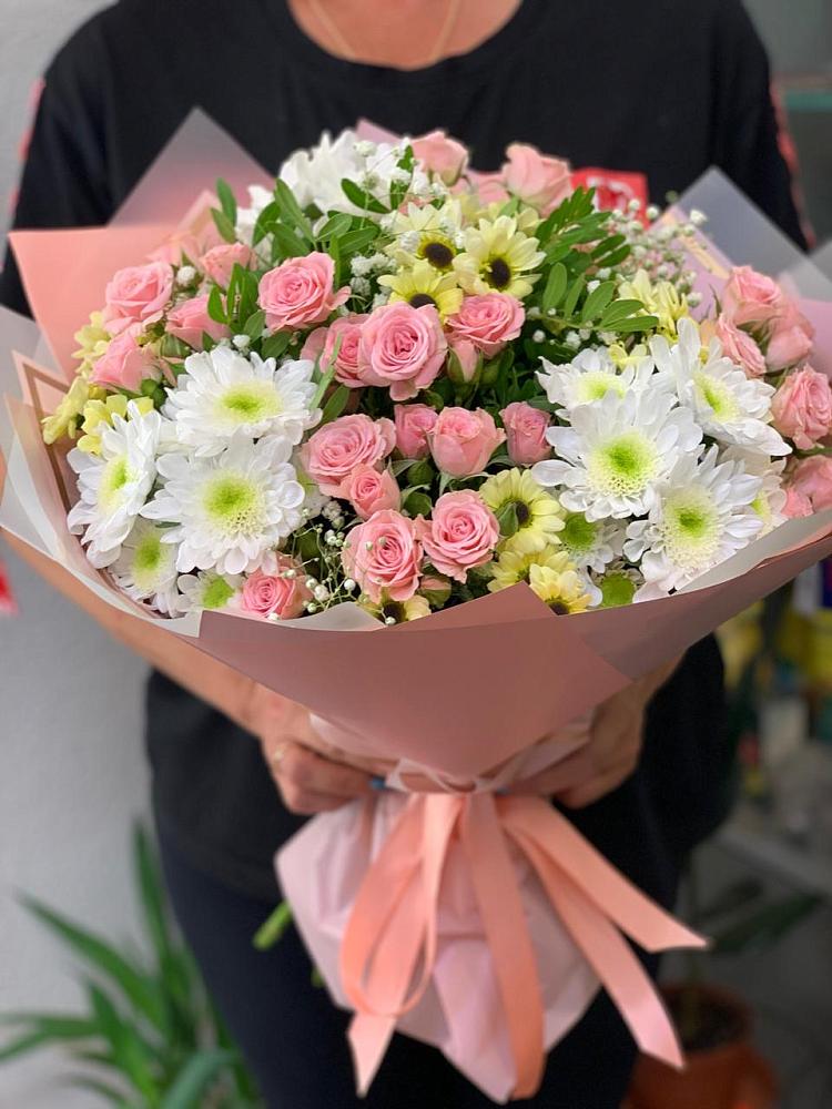 Букет цветов из: Розы и Хризантемы в Медногорский