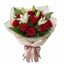 Букет цветов из:  Лилии и Розы в Медногорский
