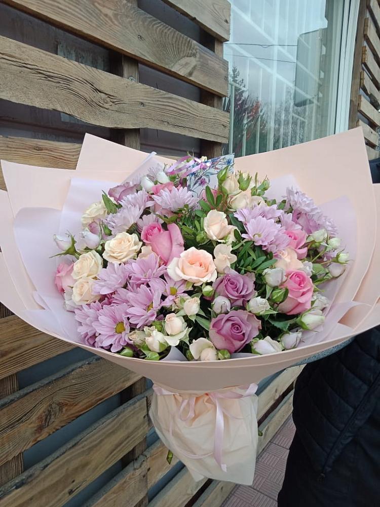 Букет цветов из: Розы и Хризантемы в Медногорский