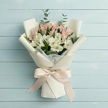 Букет цветов из:  Альстромерии в Медногорский