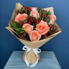 Букет цветов из:  Розы и Альстромерии в Медногорский