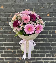 Букет цветов из:  Герберы и Хризантемы в Медногорский