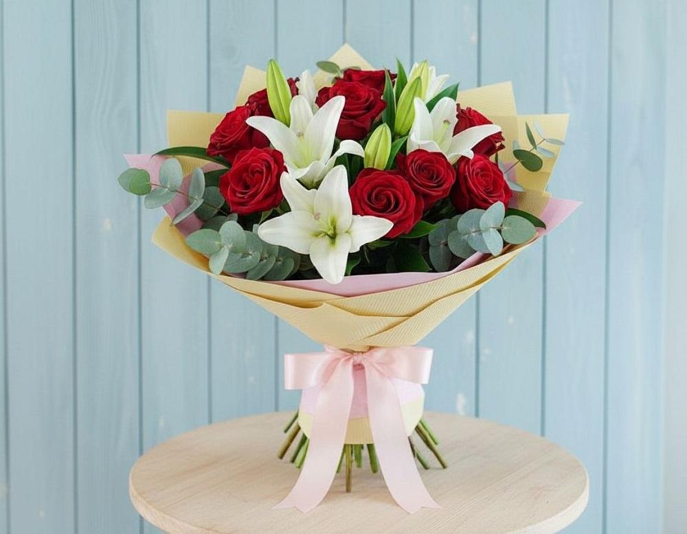 Букет цветов из: Лилии и Розы в Медногорский